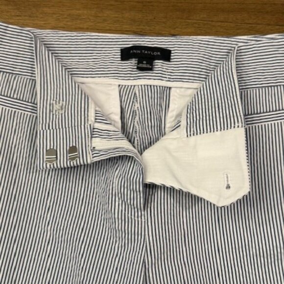 ANN TAYLOR "Kate Fit" Seersucker Capri Pants - Picture 4 of 14